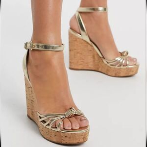 CARRINI WOMEN"S WEDGE STYLE  OPEN TOE  ANKLE STRAP SANDAL